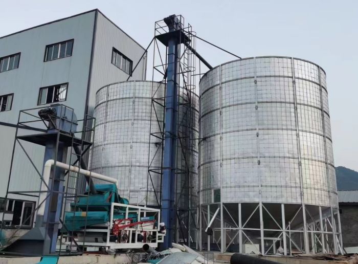 Feed Silo