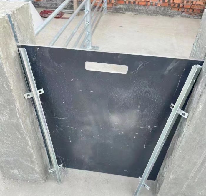 Pig Pen Gate